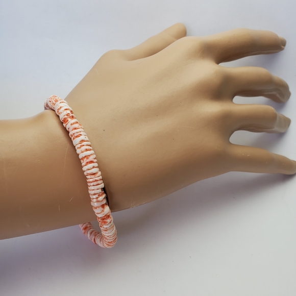 Tropical Coral White Seashell 8" Bracelet - Picture 2 of 6